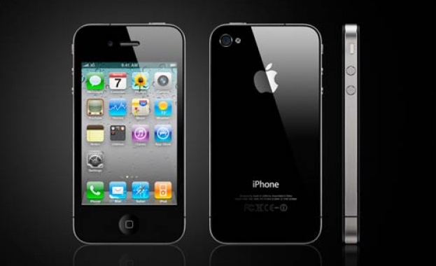 За три дни са продадени четири милиона iPhone 4s 