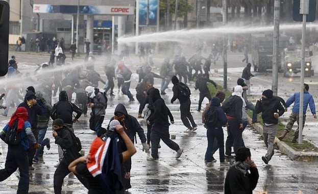 В Чили протестираха студентите 