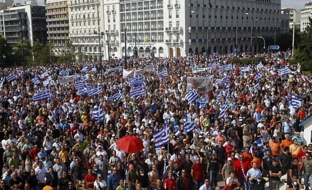 Нова 24-часова стачка на обществения транспорт в Атина