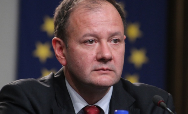 Миков: Не знам кой пали колите, станах по-късно и не съм хвърлил боба 