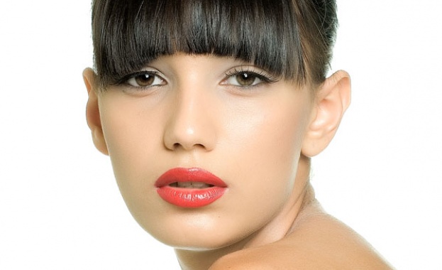 Звездата на „Визаж" Меги Колева ще снима топ реклами в Тайланд