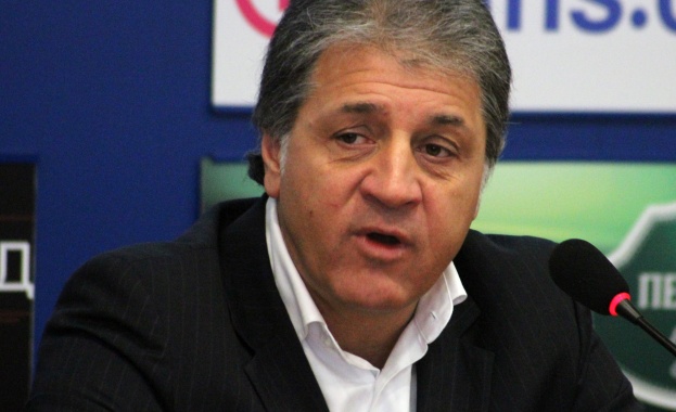 Томалевски: Поредните депутати се подиграха с емигрантите