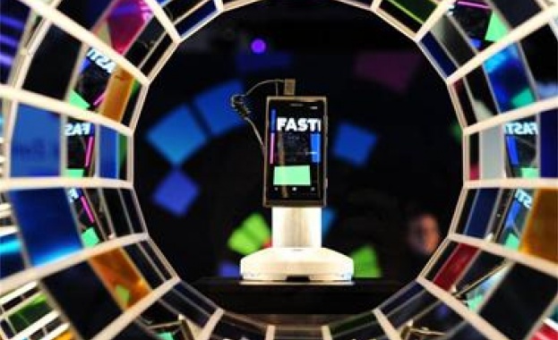 "Нокиа" заложи на "Уиндоус"