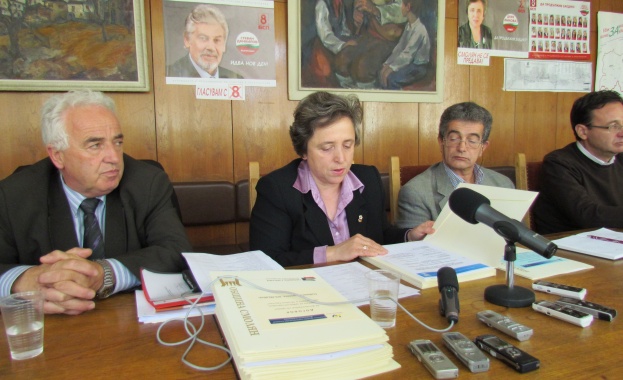 Дора Янкова: ГЕРБ в Смолян внушава паранои и страх