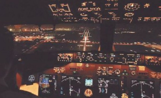 Затвориха варшавското летище „Окенче” за две денонощия