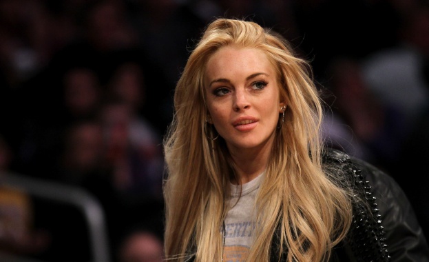 Актрисата-бунтар Линдзи Лоън отново зад решетките  