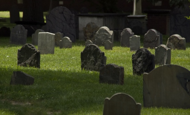 Съюзът на погребалните фирми иска регламентиране на дейността в бранша с нов закон