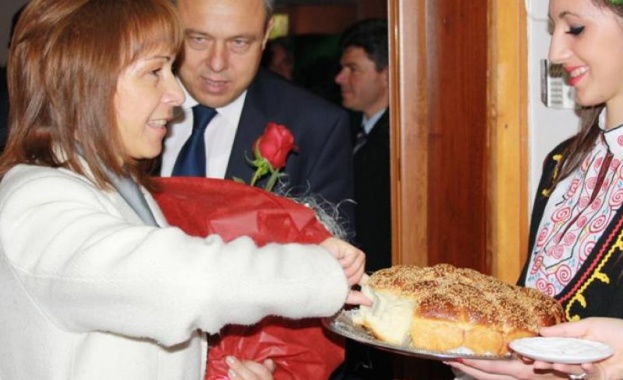 Първата жена-кмет в историята на община  Казанлък встъпи в длъжност