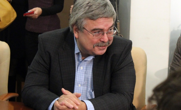 Емил Хърсев:  Мораториумът е отказ от решение, ДДС не бива да се пипа