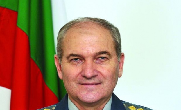 Ген. Симеон Симеонов ще участва в есенната сесия от заседания на Военния комитет на ЕС