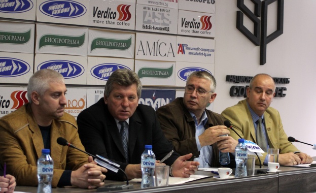 Полицаи, надзиратели и пожарникари готвят протести