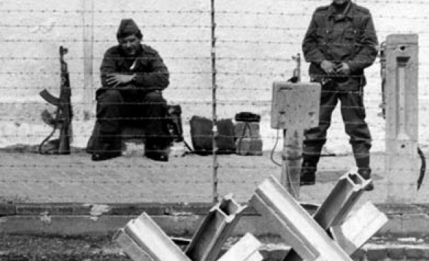 22 години от падането на Берлинската стена  