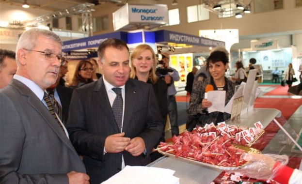 Министър Найденов откри специализираните изложби Месомания, Светът на млякото, Салон на виното и Интерфуд&Дринк
