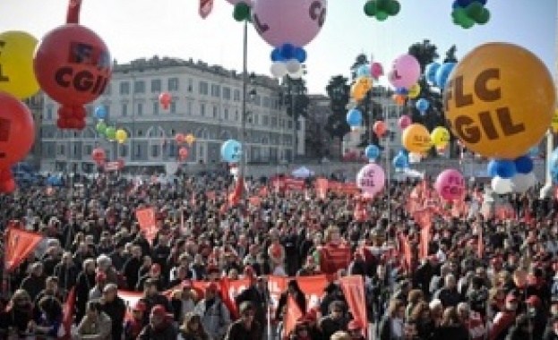 Италия: Сблъсъци между студенти и полиция, има пострадали