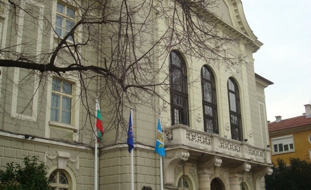 Осъдиха Община Пловдив заради нелеп инцидент с дете