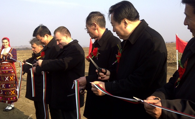 Китай откри първата си инвестиция в българското земеделие