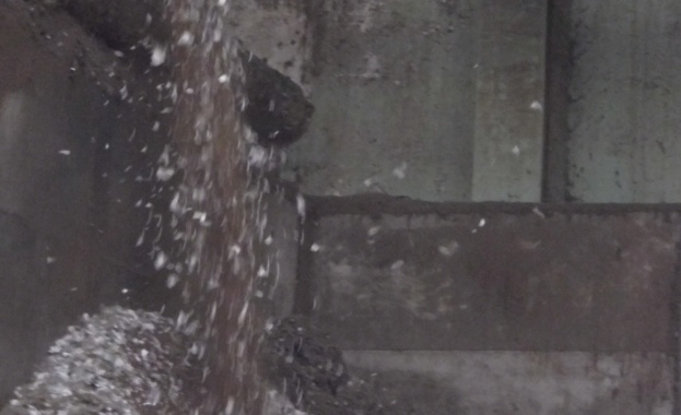 Изгориха контрабандни цигари в Международния ден без тютюнопушене