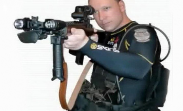 Майката на Брайвик съобщи, че той е купувал оръжие още през 2010 година