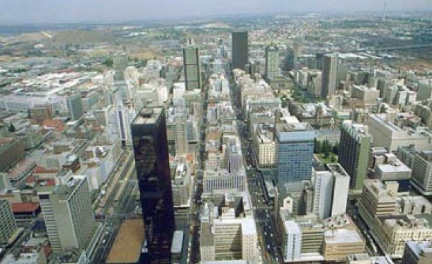 Нобелов лауреат за литература от ЮАР критикува закона за медиите 