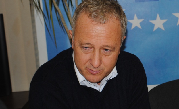 Любен Татарски, народен представител от област Благоевград: Бюджет 2012 не е рестриктивен към българските общини