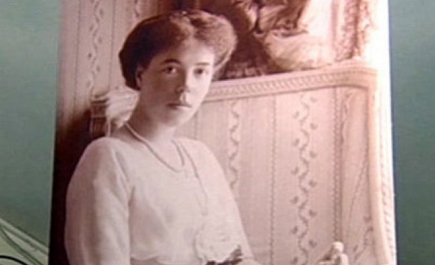 Снимки на руското императорско семейство ще бъдат продадени на търг