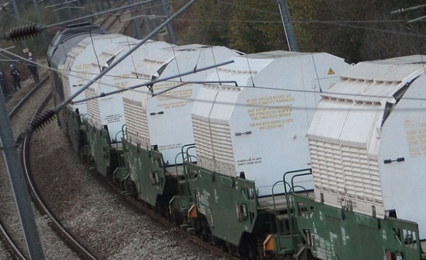 Германия: Еколози спряха влакове с радиоактивен товар