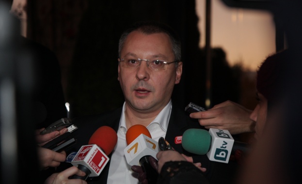 Станишев към Бойко Борисов: Без координирани политики България не може да се справи с кризата