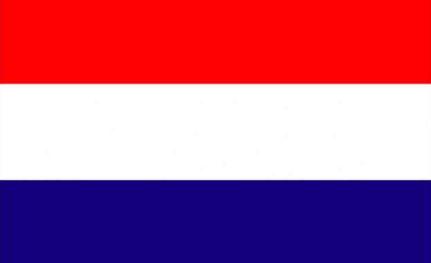 Холандия отлага въвеждането на забрана за продажба на марихуана
