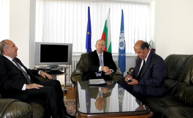 Временно управляващият Посолството на Либия посети БТПП