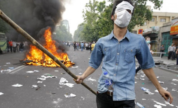 Франция осъди нападенията  над британското посолство в Техеран