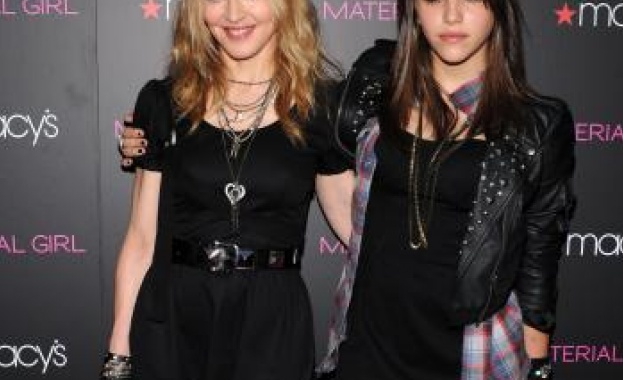 Дъщерята на Мадона се срамува от нея