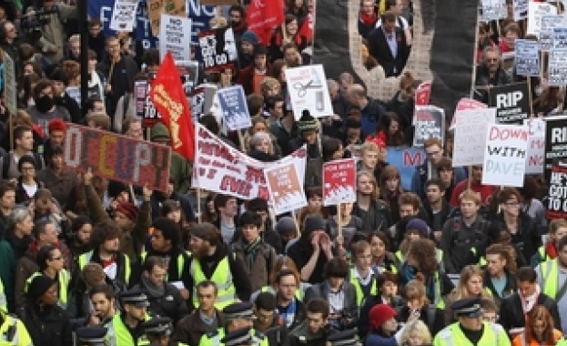 Британските разузнавачи търсят сътрудници из социалните мрежи