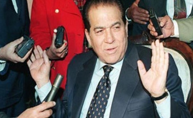 Египетският премиер провежда консултации за състава на правителството