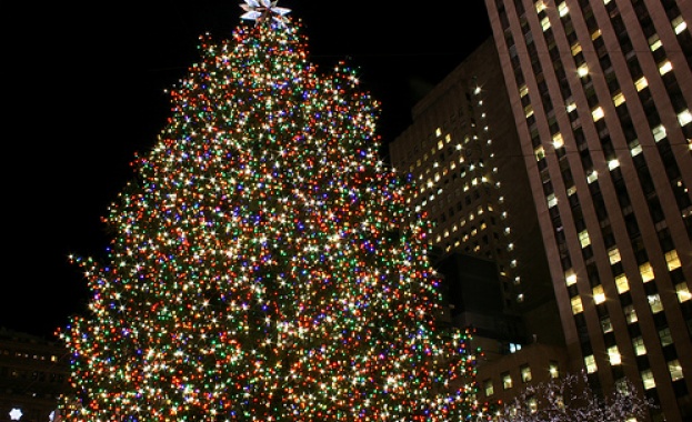 Северна Корея протестира срещу южнокорейските коледни дръвчета