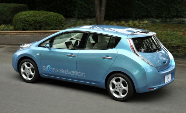 Нисан с хибрид в Европа от 2013  