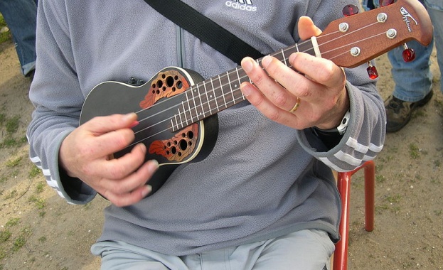 Почина най-възрастният музикант в света – Бил Тапия