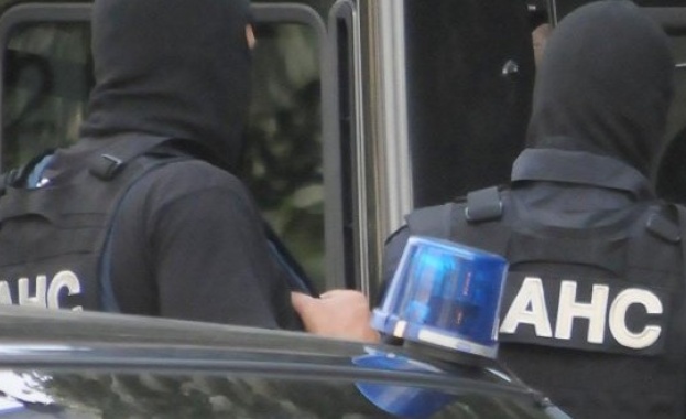 200 спецченгета напускат родното ФБР