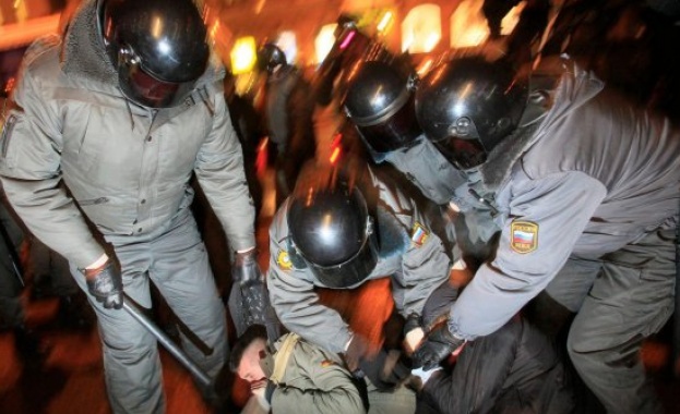 Масовите протести свариха Кремъл неподготвен 