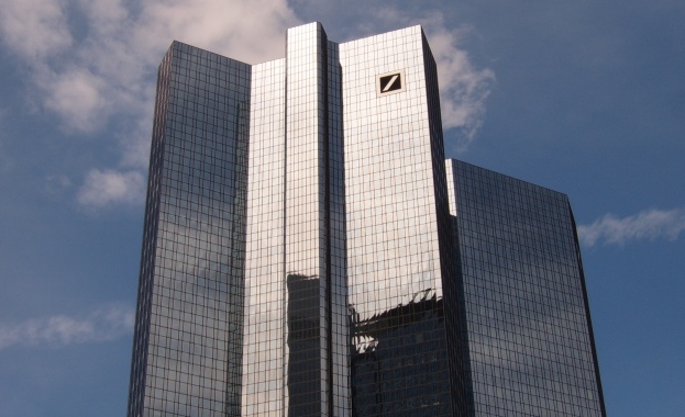 Агенция "Фич" понижи рейтинга на френски банки