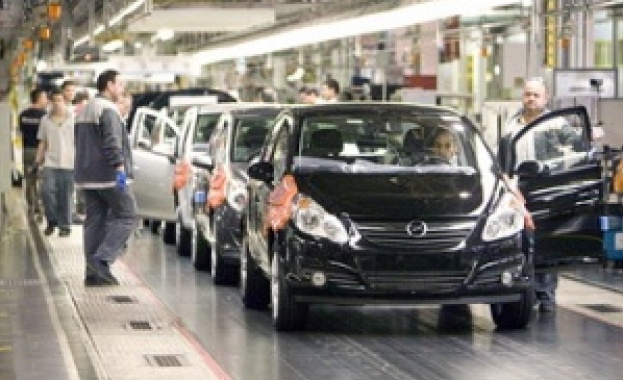 Наследниците на Луи Рено оспорват национализацията на заводите 