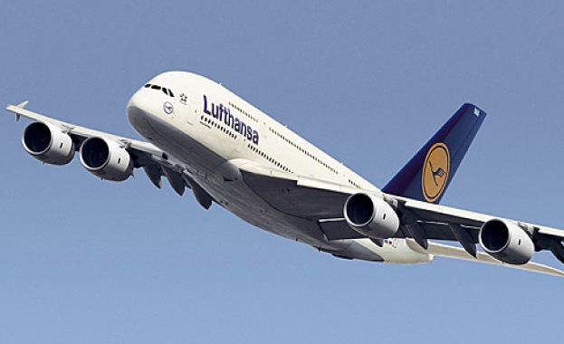 Самолет на  Lufthansa кацна аварийно на „Домодедово” 