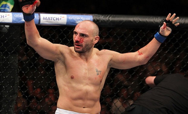 Стъки пропуска втори мач в MMА