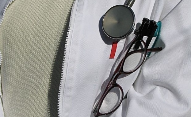 Деца станаха „лекари" в болницата за плюшени мечета