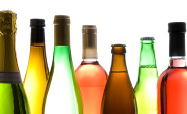 Конфискуваха безакцизен алкохол от селски магазин