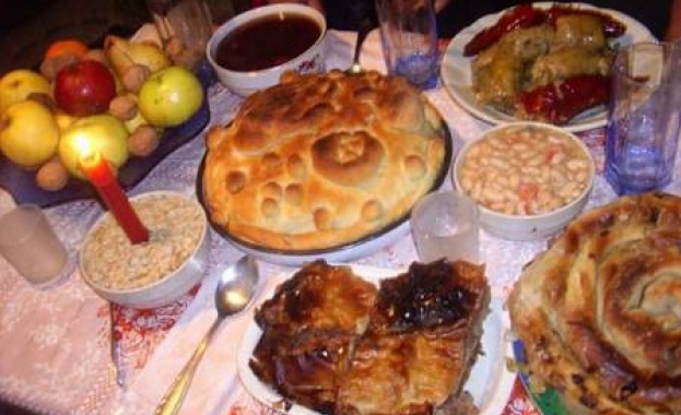 Традиционни ястия за Бъдни вечер зарадваха жителите на Димитровград