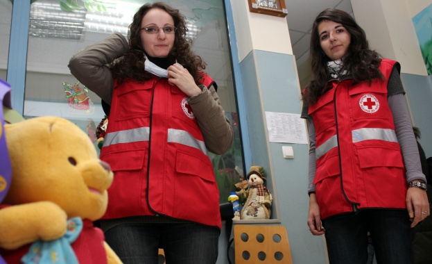 БЧК ще зарадва с подаръци децата в Ямбол