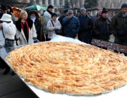 В Бургас приготвят огромна баница с късмети за новогодишната нощ
