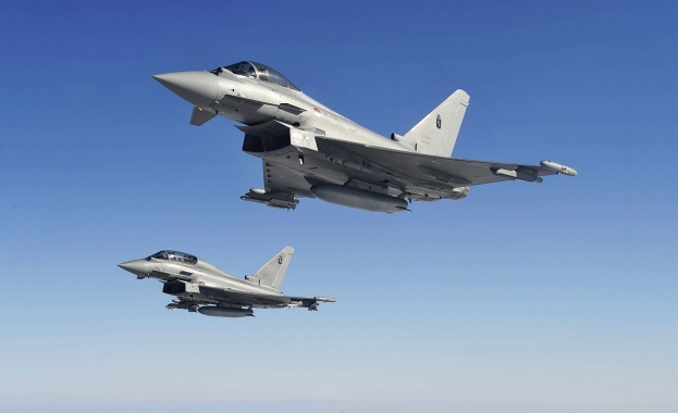 Два изтребителя се разбиха в САЩ, единият пред Обама