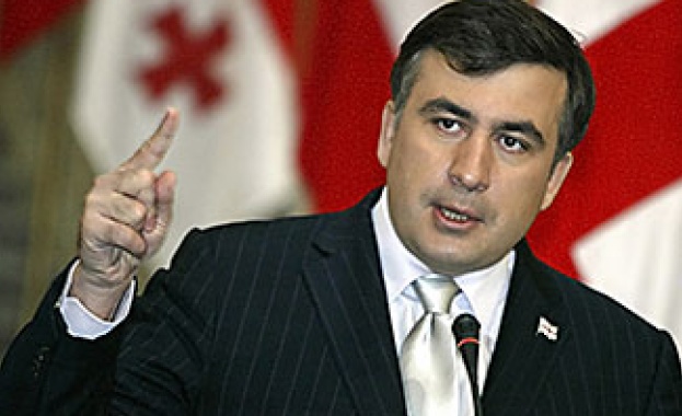 Саакашвили покани журналистите в дома си 