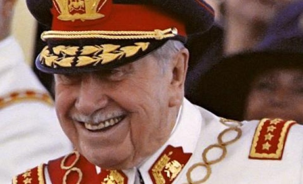 Скандал в Чили: Пиночет не бил диктатор 